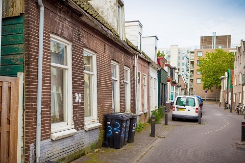 foto van oudere huizen in Zaanstad